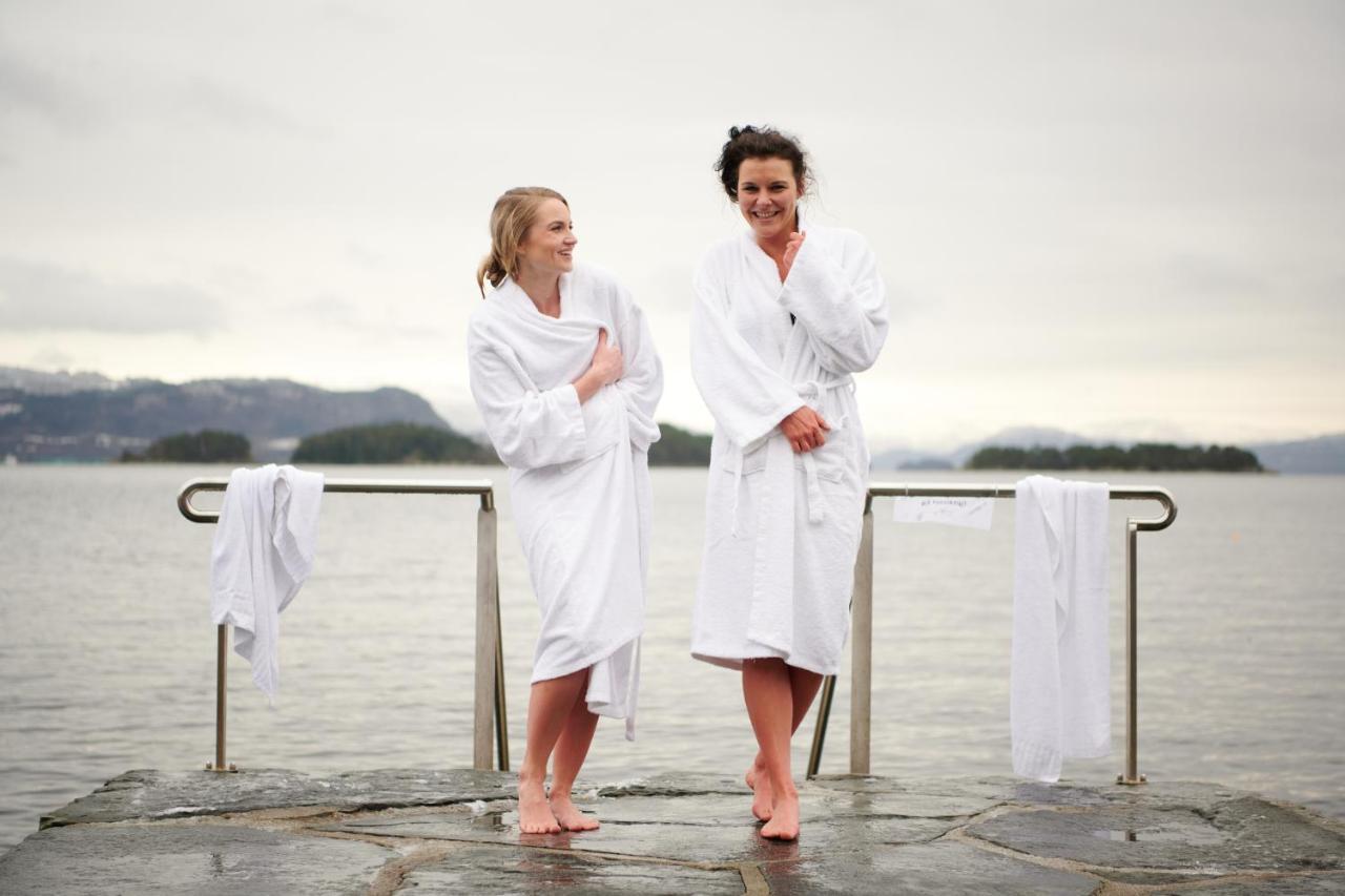 Hotel Solstrand & Bad Osoyro