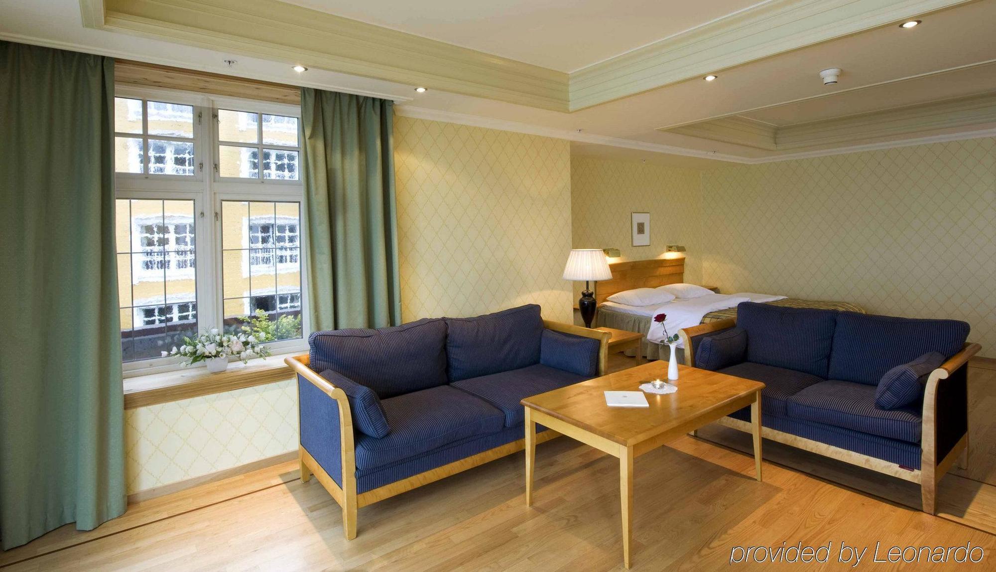 Hotel Solstrand & Bad Osoyro